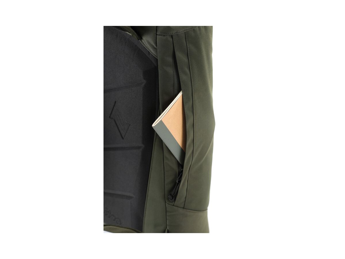 NITRO Rucksack Scrambler 878065-109 rosin 47x30x12cm (7630221817106)