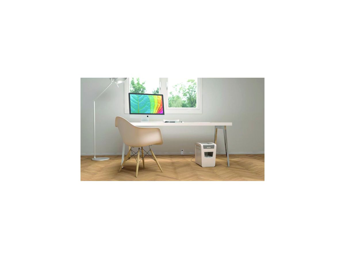 LEITZ Aktenvernichter IQ 8001-00-00 Home Office Slim, P-4, 23lt (4002432118946)