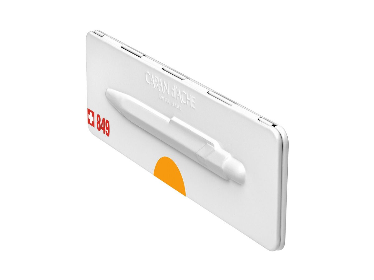 CARAN D'ACHE Penna a sfera 849 Pop Line 849.530 arancio fluo, c. astuccio meta (7630002316781)