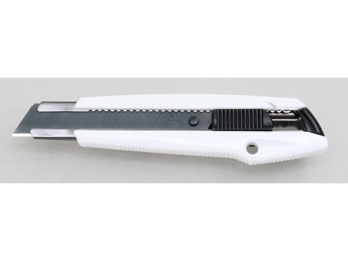 NT Cutter 18mm MNCR-L1R black&white (4904011012266)