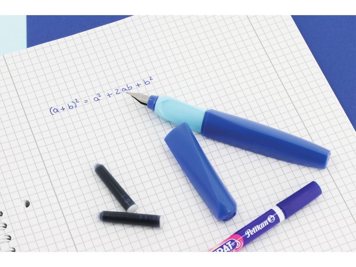 PELIKAN Stylo plume Twist M 814737 Deep Blue (4012700814739)