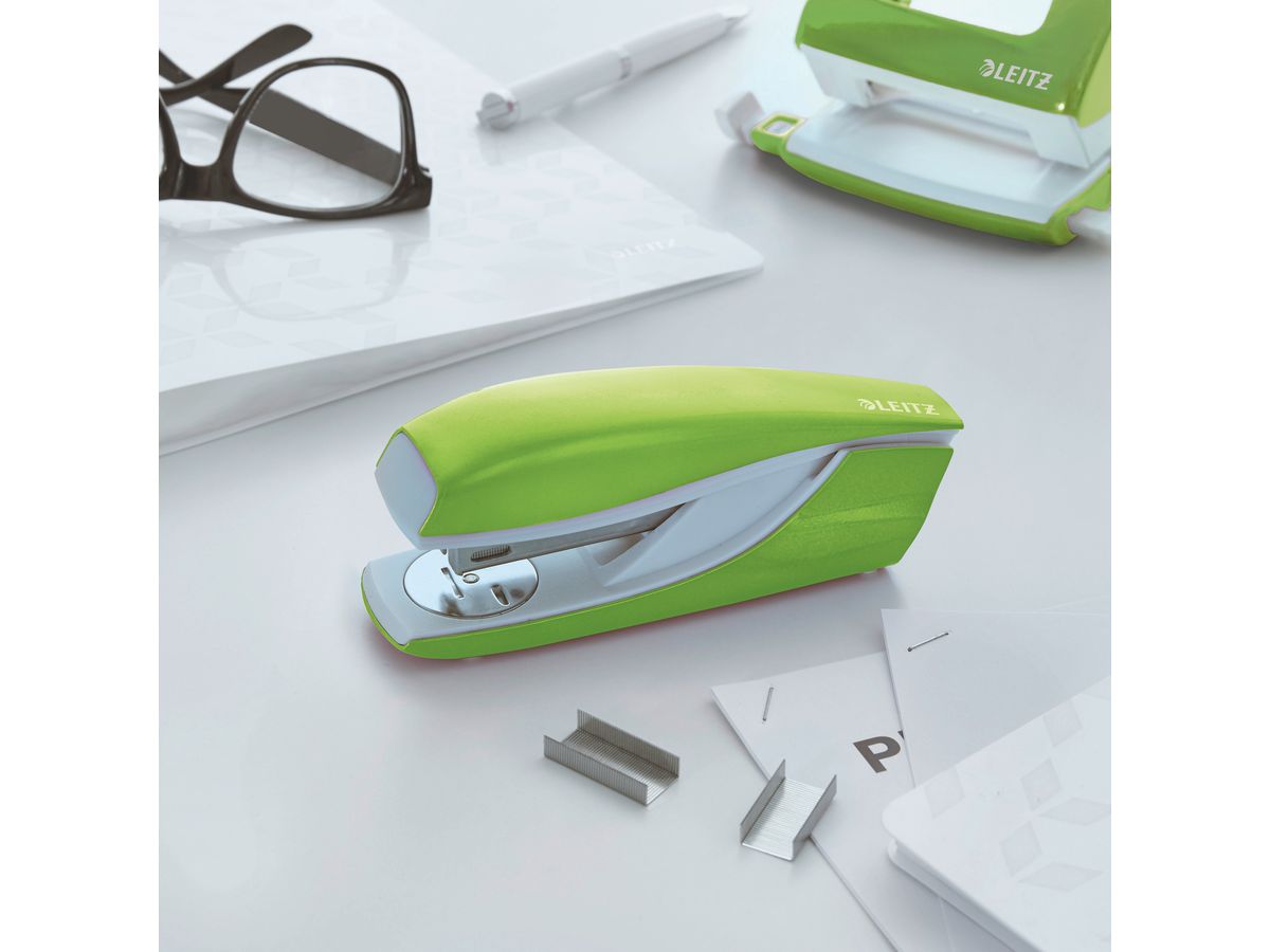 LEITZ Agrafeuse NeXXt WOW 5502 5502-10-54 vert 30 feuilles (4002432123773)