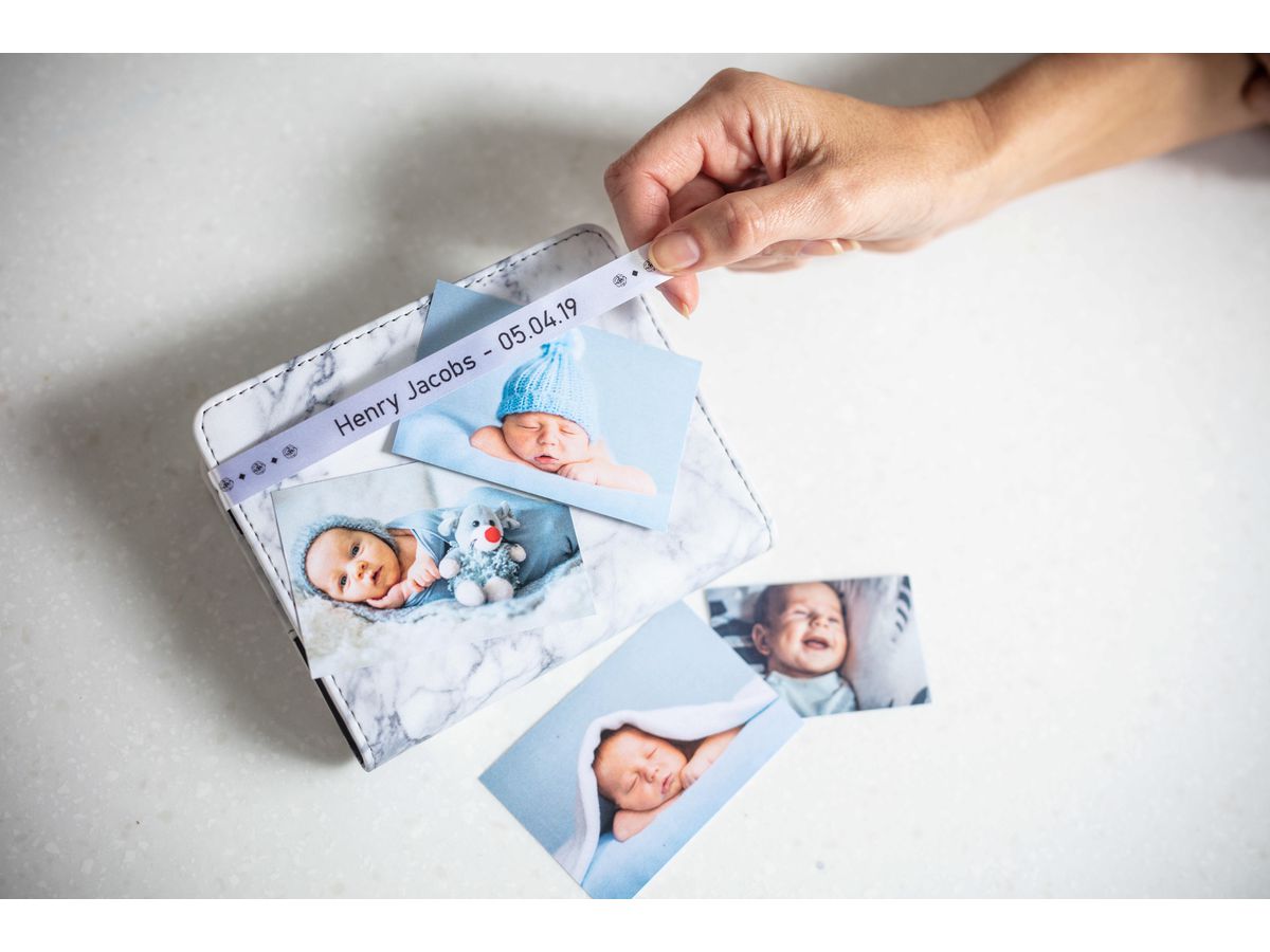 PTOUCH Ruban en textile noir/blanc TZe-R231 PT-DV600VP 12 mm (4977766770408)