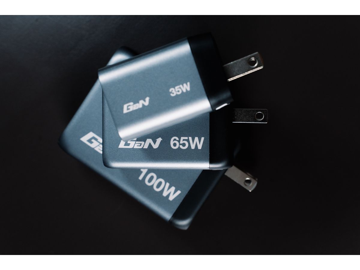 VERBATIM Charger 100W GaN grey 32202 3xUSB-C 1xUSB-A +Adapter UK/US (0023942322023)