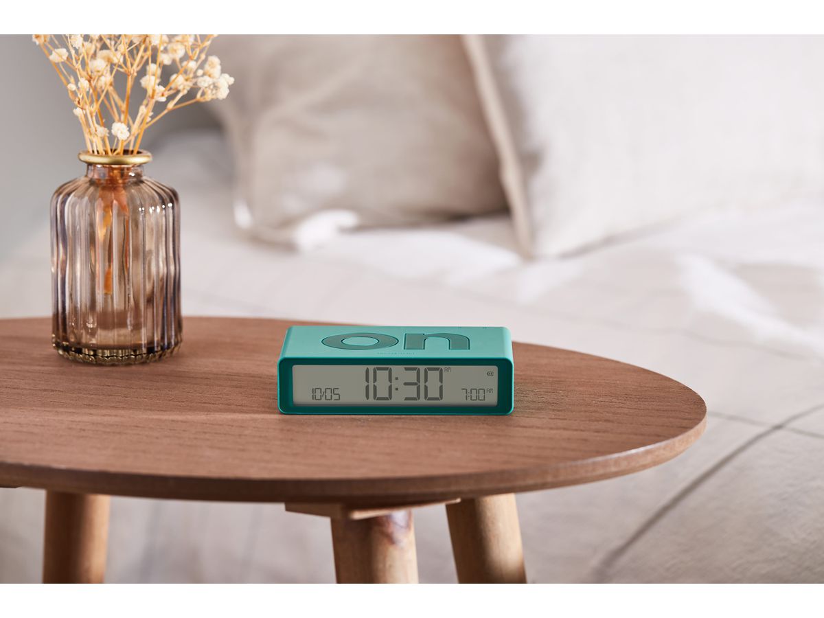 LEXON Wecker Flip Classic LR157V2 grün, USB-C (3660491209442)