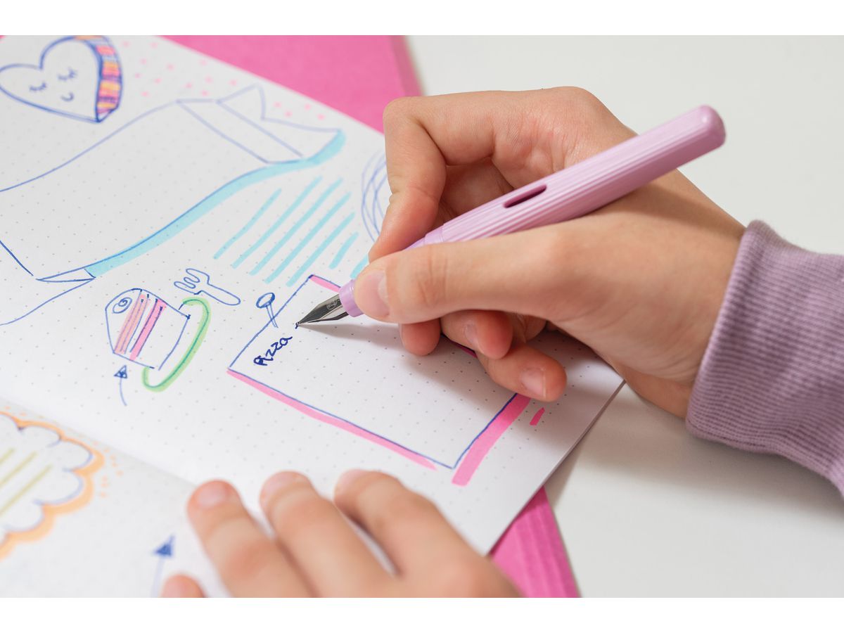 PELIKAN Stylo Plume Structure L 824552 pink, gaucher (4012700824554)