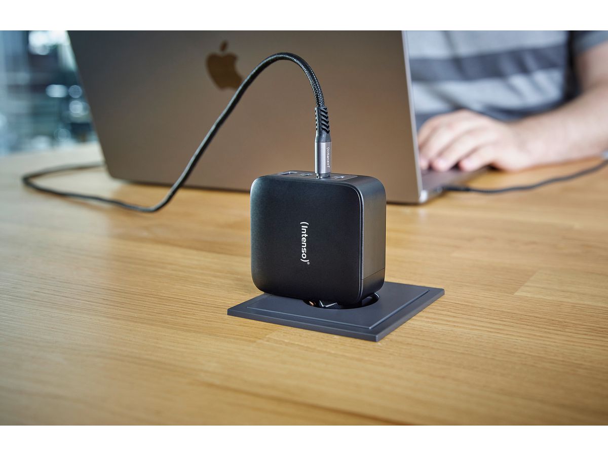 INTENSO Power Adapter W140A3C Charger 7814010 140 W, 3x USB-C, 1x USB-A (4034303035359)