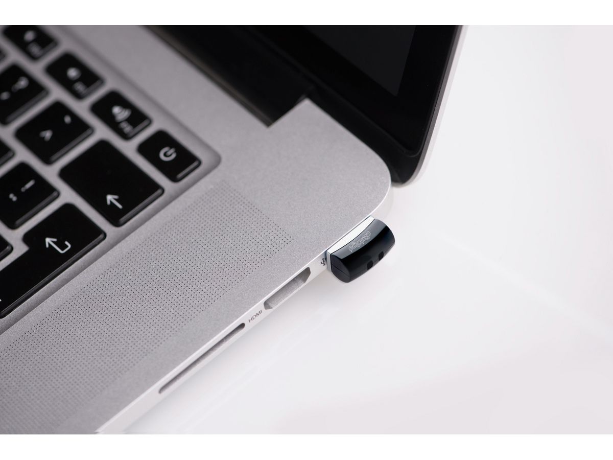 DISK2GO USB-Stick nano edge 3.0 32GB 30006681 USB 3.0 (7640111167068)