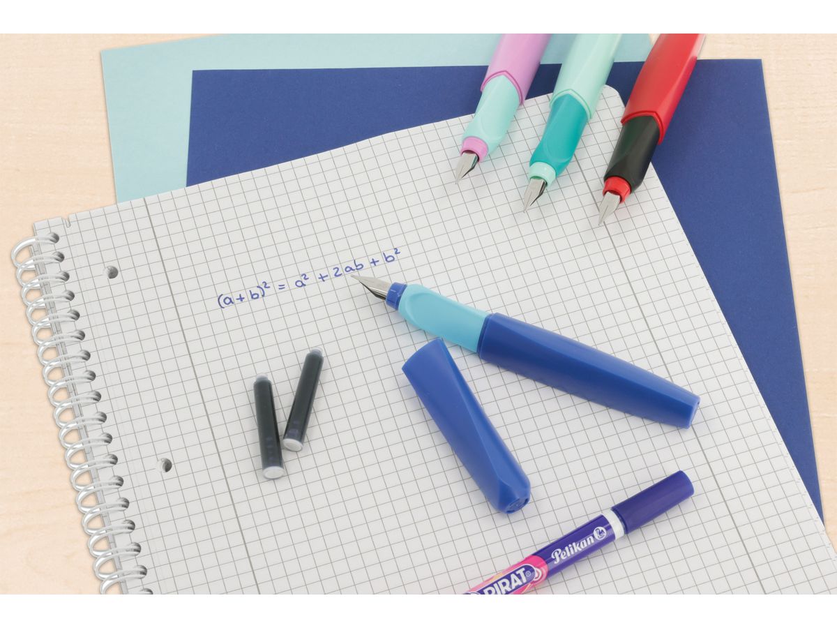 PELIKAN Stylo plume Twist M 814850 Neo Mint (4012700814852)